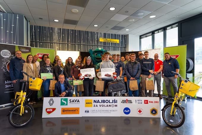 Finalistke in finalisti Najboljši za volanom 2026 s partnerji izbora