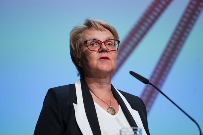 Alenka Kajzer: "Prioritete, da bi Slovenija prestopila med države ustvarjalke in ne bi ostala država izvajalka."