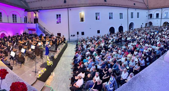 Operna noč pod zvezdami: Maribor in Rače junija v znamenju vrhunske opere