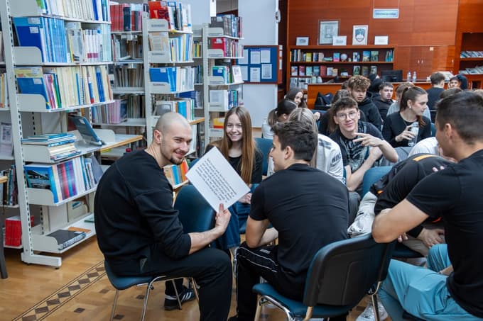 Mladi pod pritiskom digitalnega sveta: Na Srednji prometni šoli Maribor dan posvetili duševnemu zdravju