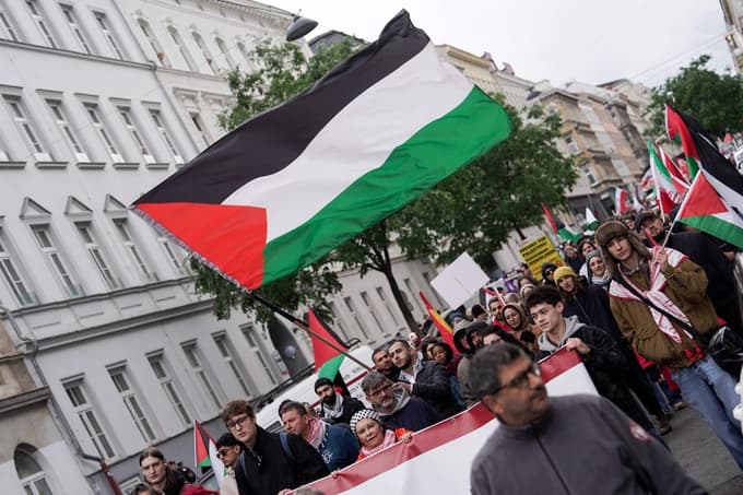 Tik pred finalom se je na Dunaju zgodil tudi propalestinski protest.