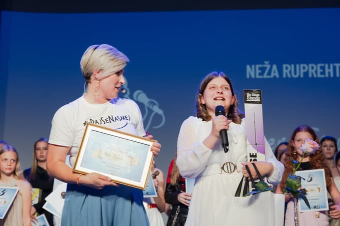 Neža Rupreht iz Kotelj: Pela je, še preden je govorila, zdaj pa je njen glas navdušil Slovenijo
