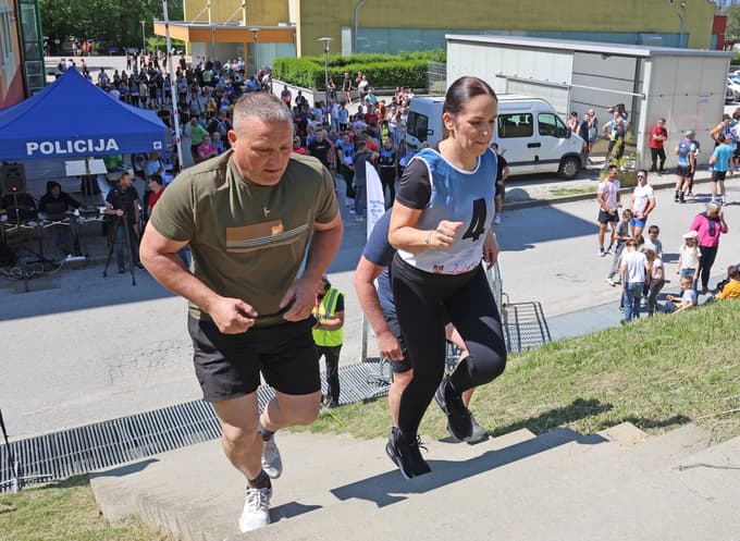 (FOTO) Na mariborski Kalvariji znova odmevala Štengijada: Največ ekip doslej teklo za dober namen
