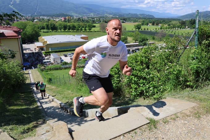 (FOTO) Na mariborski Kalvariji znova odmevala Štengijada: Največ ekip doslej teklo za dober namen