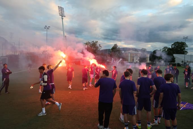 (FOTO) Slavje v Ljudskem vrtu: Nogometaši Maribora do zasluženih lovorik