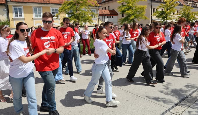 Maribor - Lent - Četvorka - ples - maturanti - -
