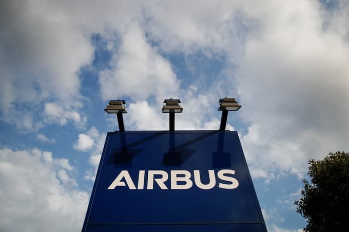 Preobrat: Sodišče po 15 letih obsodilo Air France in Airbus zaradi strmoglavljenja letala v Atlantiku