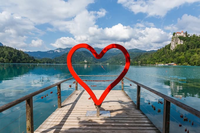 Čeprav Slovenija pogosto velja za nekoliko dražjo destinacijo v primerjavi z državami Balkana, jo Nemci še vedno vidijo kot cenovno ugodno izbiro.