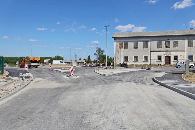 (FOTO) Krožišče v Framu: Več kot sto dni del, kolone in živci voznikov, a kmalu konec