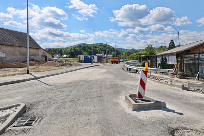 (FOTO) Krožišče v Framu: Več kot sto dni del, kolone in živci voznikov, a kmalu konec