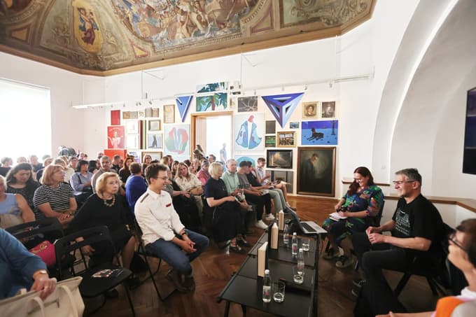 (FOTO) Nova knjiga Avgusta Demšarja: Tudi umetnost ubija, mar ne?