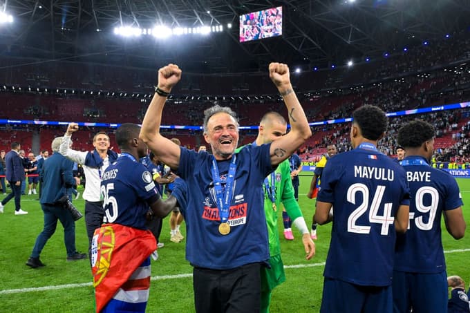 Luis Enrique je naslovu z Barcelono iz leta 2015 sedaj dodal še dva s PSG-jem.
