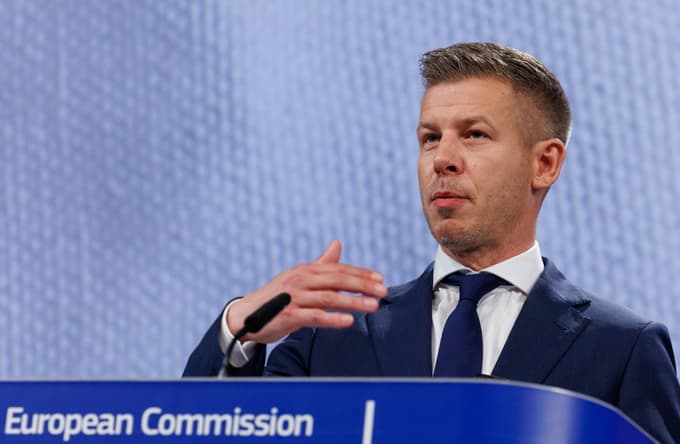 Premier Peter Magyar je k odstopu pozval vse politične kadre, ki jih je nastavil Viktor Orban.