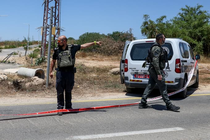 (FOTO) Teroristični napad: V streljanju v Izraelu ubita ena oseba, več ranjenih