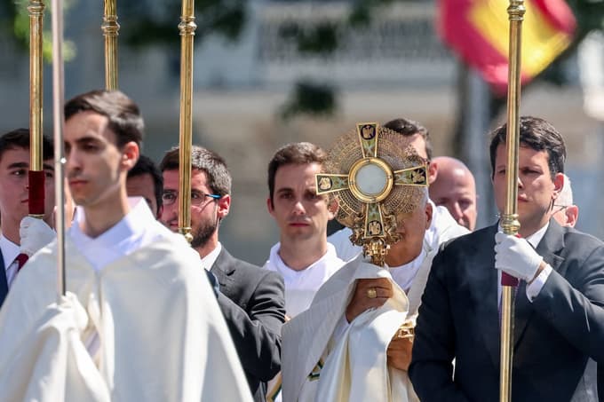 (FOTO) V Madridu na maši s papežem več kot milijon ljudi