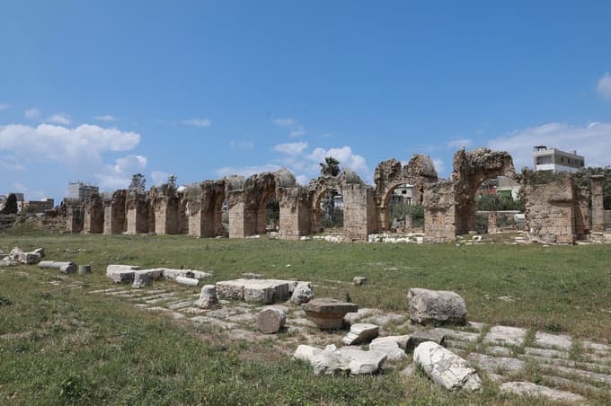 V izraelskih napadih spet poškodovano območje Unescove svetovne dediščine v starodavnem Tiru