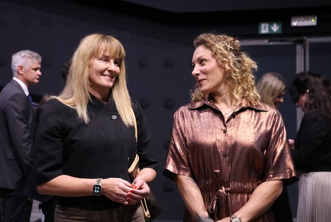 Športne in sponzorske izkušnje sta delili tudi mariborski smučarki Katja Koren in Ilka Štuhec.