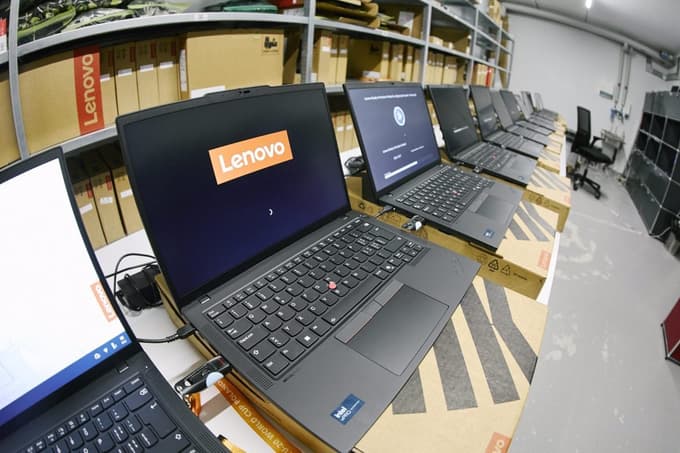 Lenovo računalništvo vrača h koreninam