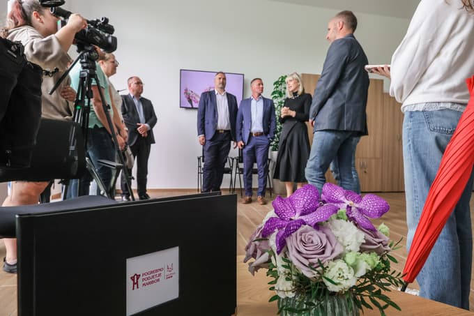 (FOTO) Po prevzemu pokopališč Hoče in Slivnica odprli poslovalnico ob pokopališču: "Občani opažajo razliko"