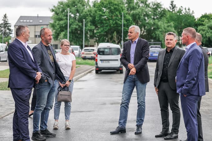 (FOTO) Po prevzemu pokopališč Hoče in Slivnica odprli poslovalnico ob pokopališču: "Občani opažajo razliko"