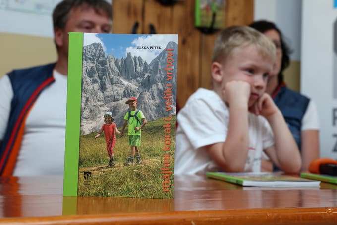 Izjemno pomembno je, da starši svojih ambicij, izpolnjenih ali neizpolnjenih, tudi v hribih ne prenašajo na otroke.