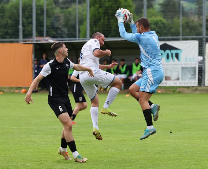 (FOTO) Limbušani zahtevali zmago, a tretji ligi so se približali Ormožani