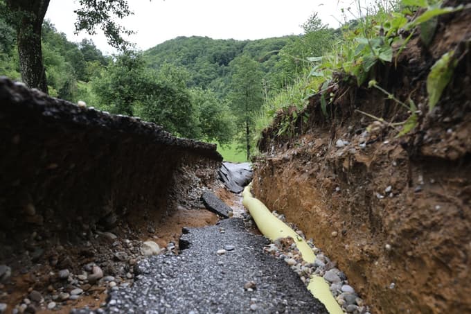 (FOTO) V Žetalah se po katastrofalnem neurju stanje umirja: Gasilci ponoči brez intervencij