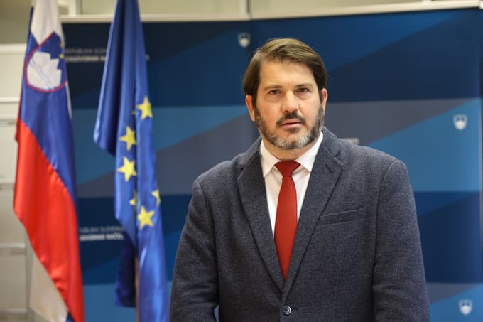 Miha Lobnik