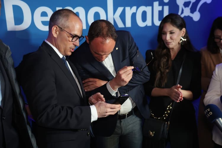 (POGLED) Povolilna analiza Aleša Mavra: Uspeh s predvidljivo napako