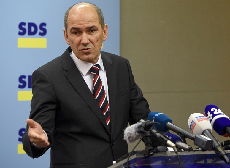 Janez Janša predpostavlja, da založba Nova obzorja, v kateri ima njegova SDS manjšinski lastniški delež, poslovno sodeluje z Dijano Đuđić.