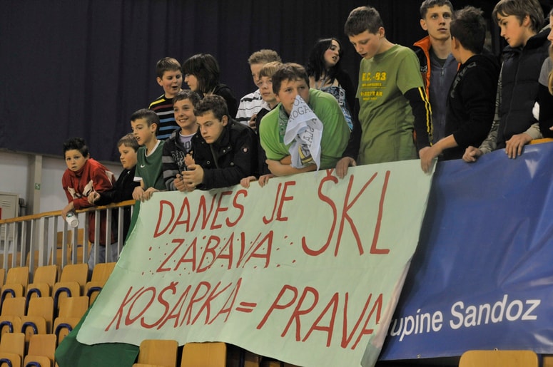 Kot pri slovenski družbi kot celoti se je tudi pri ŠKL nekaj izgubilo – tisti začetni idealizem, zanos, nedolžnost. 