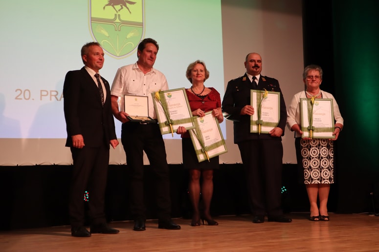 Letošnji občinski nagrajenci (z leve): Slavko Jelen, Silva Duh, Slavko Osterc in Milica Hamler.
