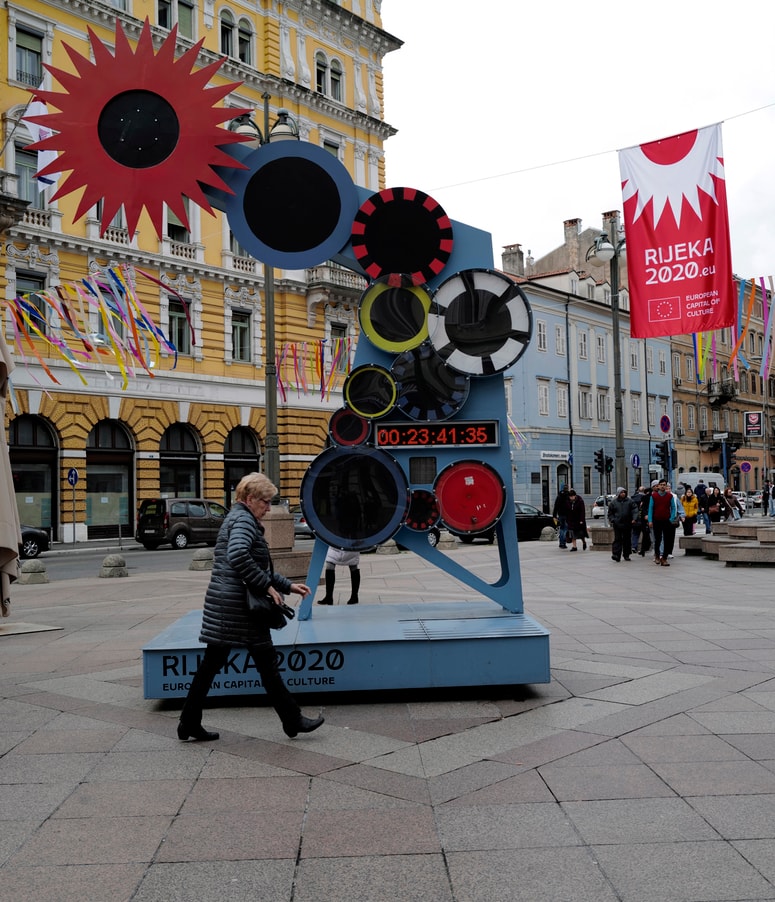 Reka zadnje ure pred uradnim začetkom prestolovanja.