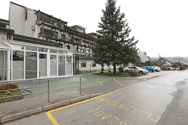 Glavna fotografija članka:V šmarskem domu upokojencev okuženih že 32 stanovalcev