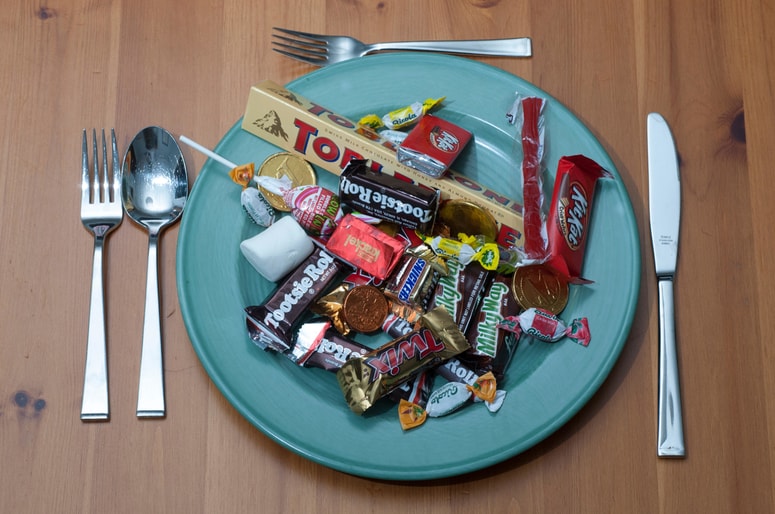 Glavna fotografija članka:Katera živila izločiti iz prehrane, da bi zmanjšali količino zaužitega sladkorja? Sveže sadje ni težava!