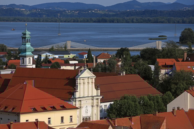 Ptujsko jezero tudi po desetletjih ostaja premalo izkoriščen turistični potencial. Foto: Andrej PETELINŠEK
