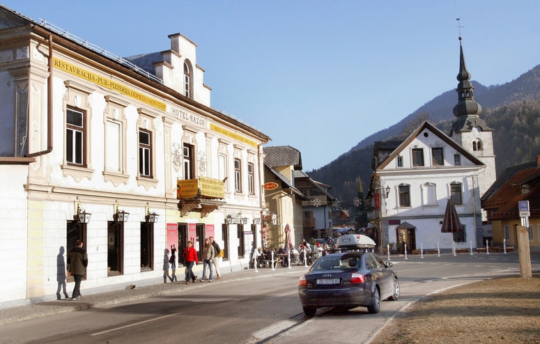 Glavna fotografija članka:Največ "novih prebivalcev" v Kranjski Gori: Po uveljavitvi ukrepa poskočilo število prijav začasnega prebivališča