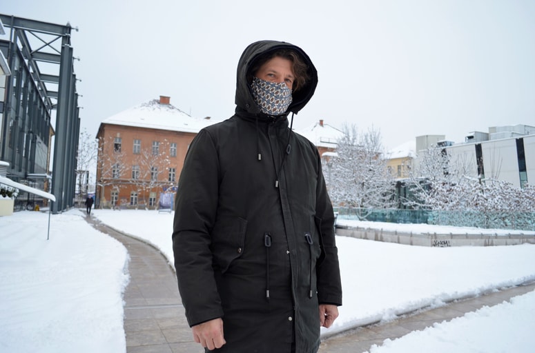 Tomaž Grom (Ljubljana, 1972), kontrabasist, avtor