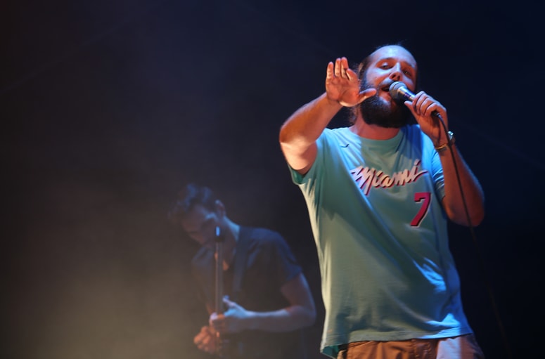 Glavna fotografija članka:Junaki med nami