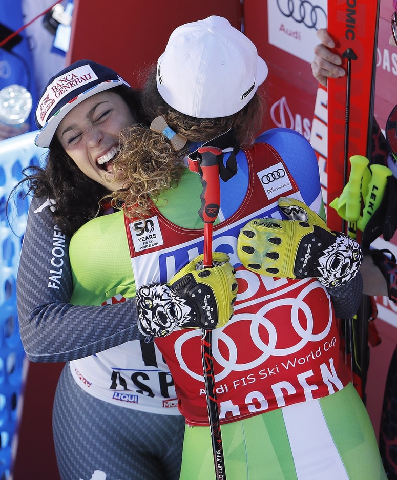 Federica Brignone v objemu naše Ilke