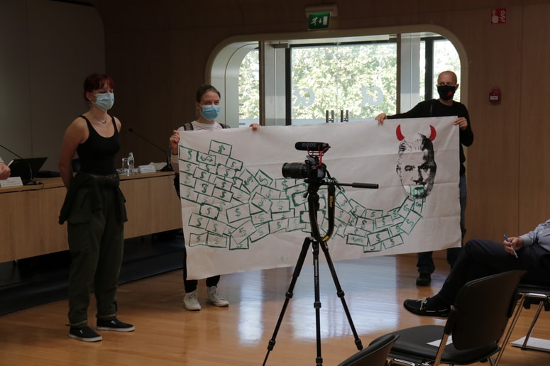 Akcija Mladih za podnebno pravičnost med lanskim govorom Andreja Vizjaka Foto: Nejla Kambič