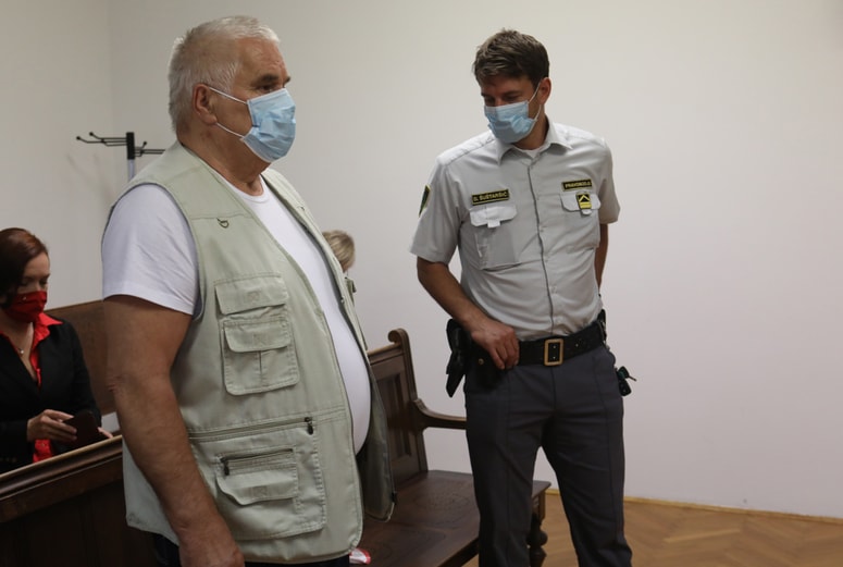 Ivanu Sebancu zaradi poskusa uboja preti do 15 let zapora. Foto: Tomaž SKALE/DNEVNIK