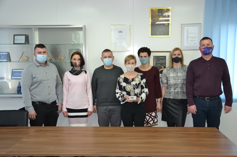 Uprava podjetja ob prejetju že tretjega priznanja za platinasto boniteto Foto: Cleangrad