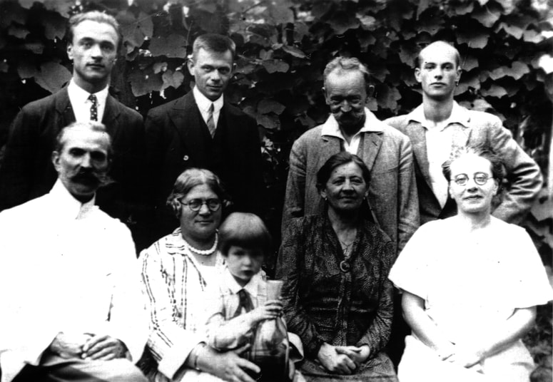 Družini Maister in Štupica v Zavrhu Foto: Obrazi Zavrha