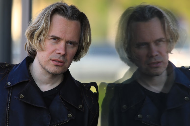 Vasja Jager se je prvič samostojno podpisal pod kniigo. V glavi pa nosi ideje za vsaj petdeset novih, pravi.