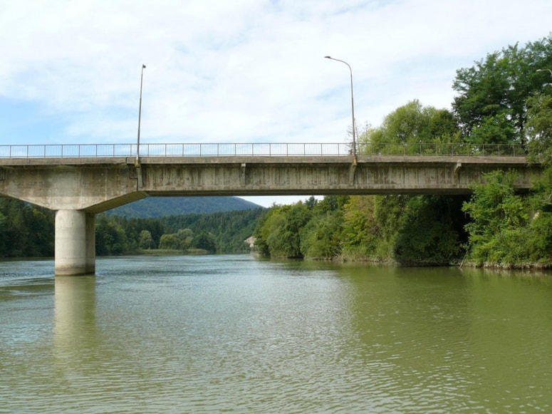 Most čez Dravo, ki povezuje Selnico ob Dravi in Ruše, bodo 31. maja zaprli za ves promet. Foto: Direkcija RS za ceste