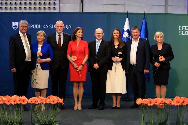 Evropski poslanci iz Slovenije: Milan Zver (SDS), Ljudmila Novak (NSi), Milan Brglez (SD), Tanja Fajon (SD), Klemen Grošelj (LMŠ), Irena Joveva (LMŠ), Franc Bogović (SLS) in Romana Tomc (SDS).