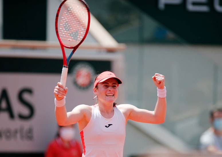 Štajerkina pariška misija še ni končana.