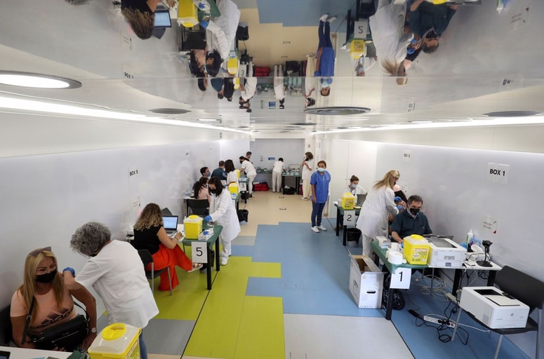 Glavna fotografija članka:Na Madžarskem začetek cepljenja s tretjim odmerkom 1. avgusta