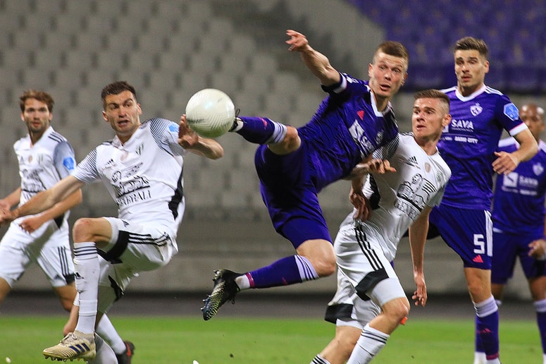 Mura in Maribor sta se v zadnjem krogu pretekle sezone pomerila za naslov državnih prvakov, prvič so ga osvojili Prekmurci, ki v nasprotju s Štajerci v novo sezono vstopajo brez sprememb v kadru. Foto: Andrej PETELINŠEK